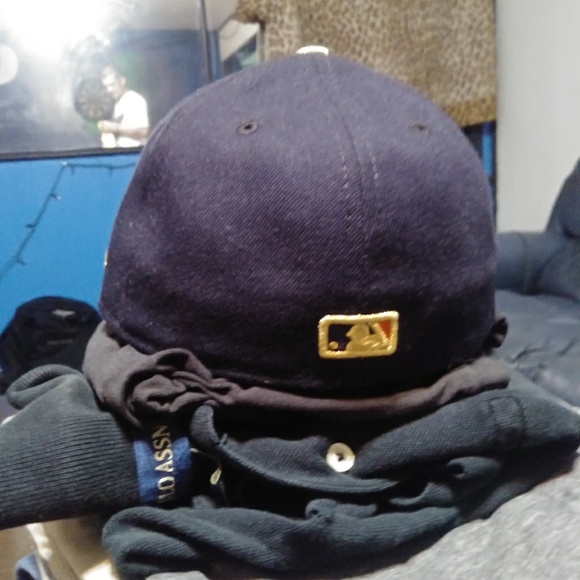 Houston Astros fitted hat - Picture 3 of 3